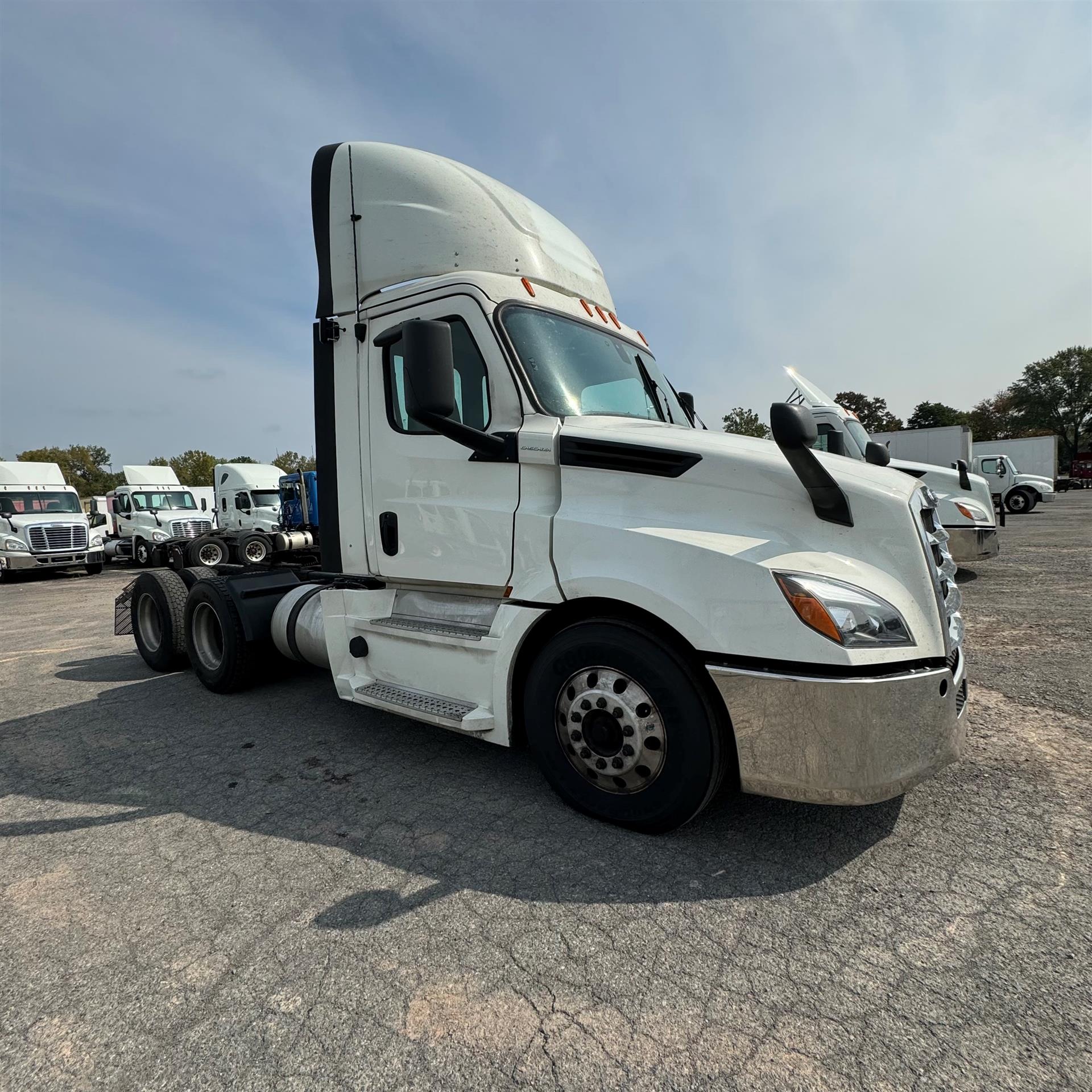 2019 Freightliner NEW CASCADIA PX12664