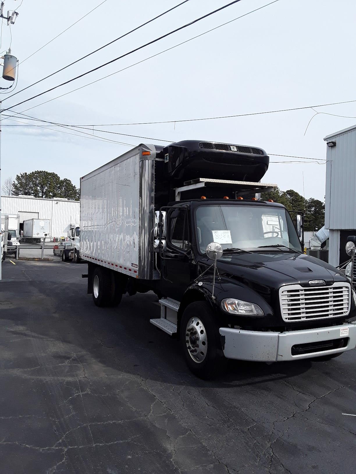 2021 Freightliner M2 106