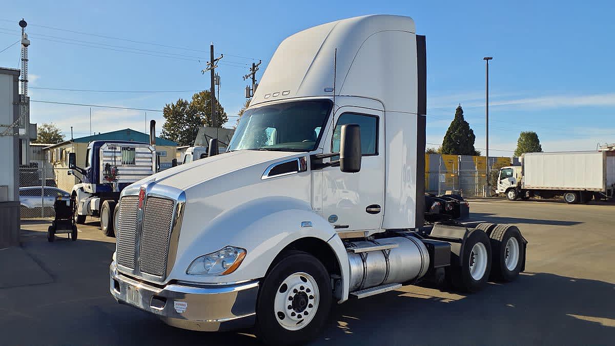2016 Kenworth T600A
