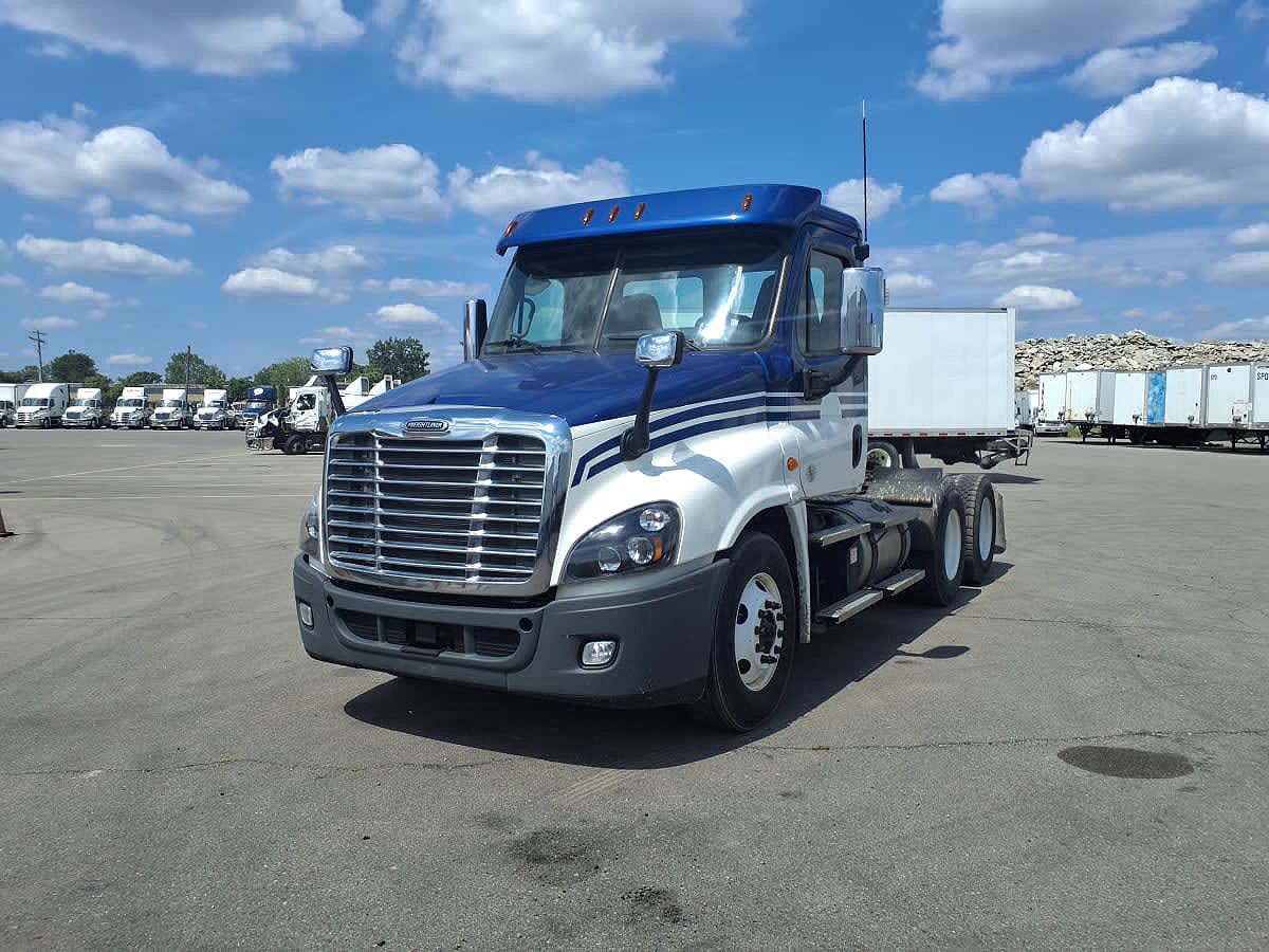 2020 Freightliner CASCADIA 125
