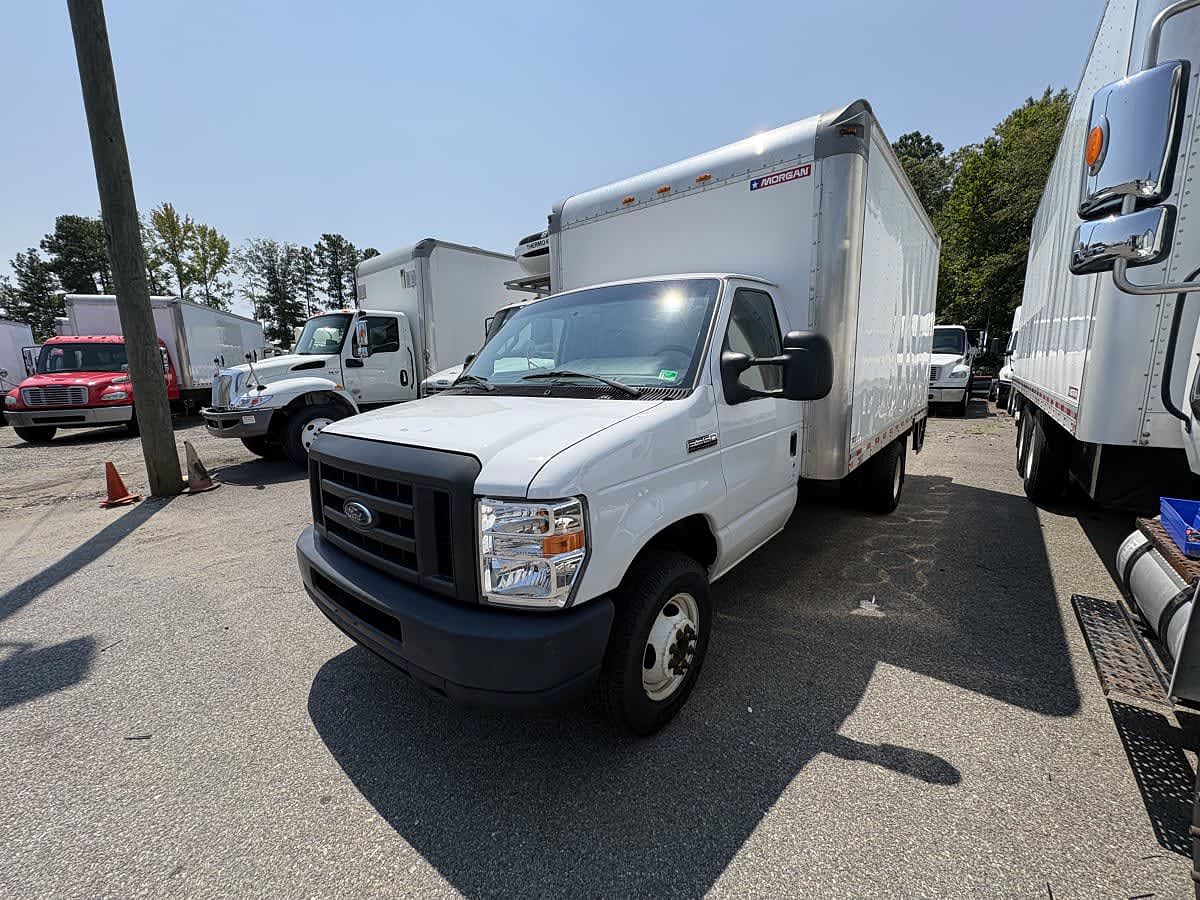 2019 Ford E-350