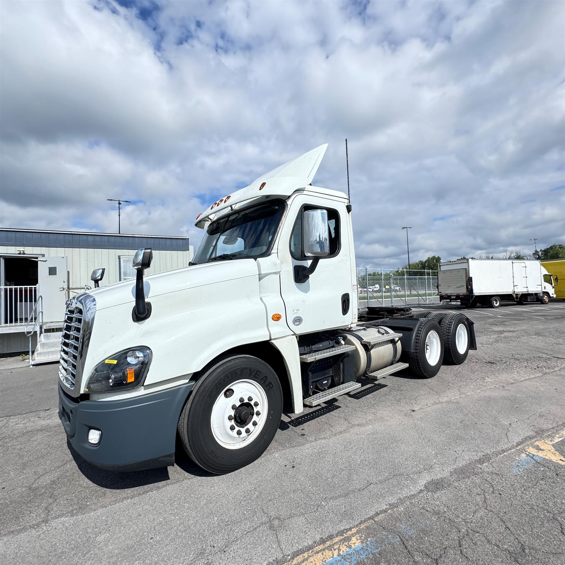 2019 Freightliner CASCADIA 125