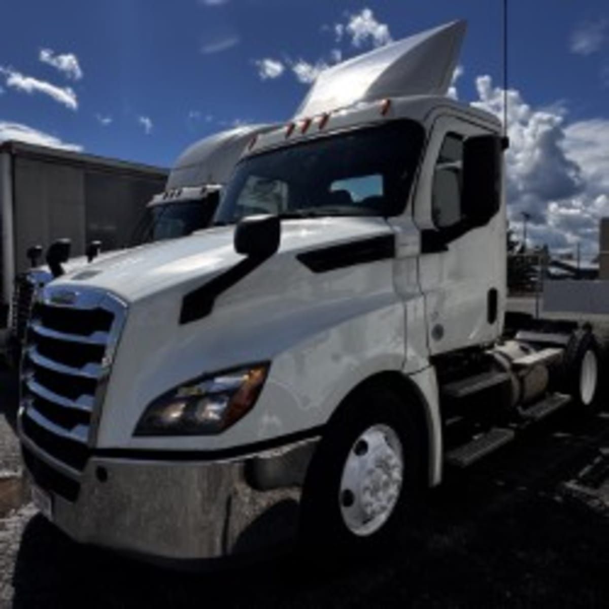 2019 Freightliner NEW CASCADIA PX12664