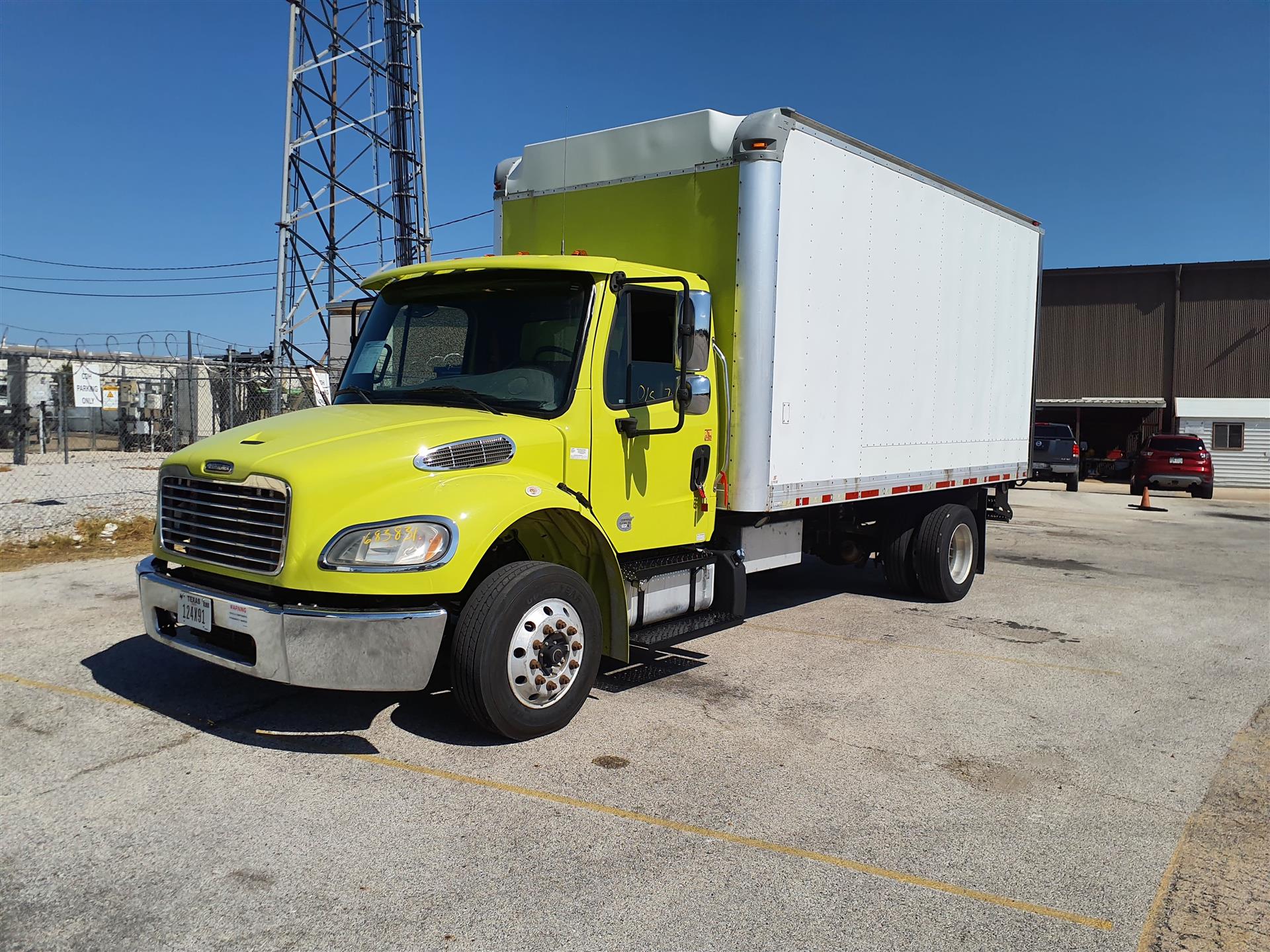 2018 Freightliner M2 106