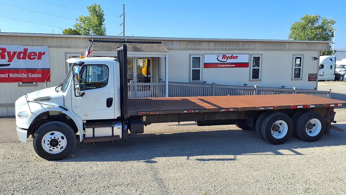 2015 Freightliner M2 106