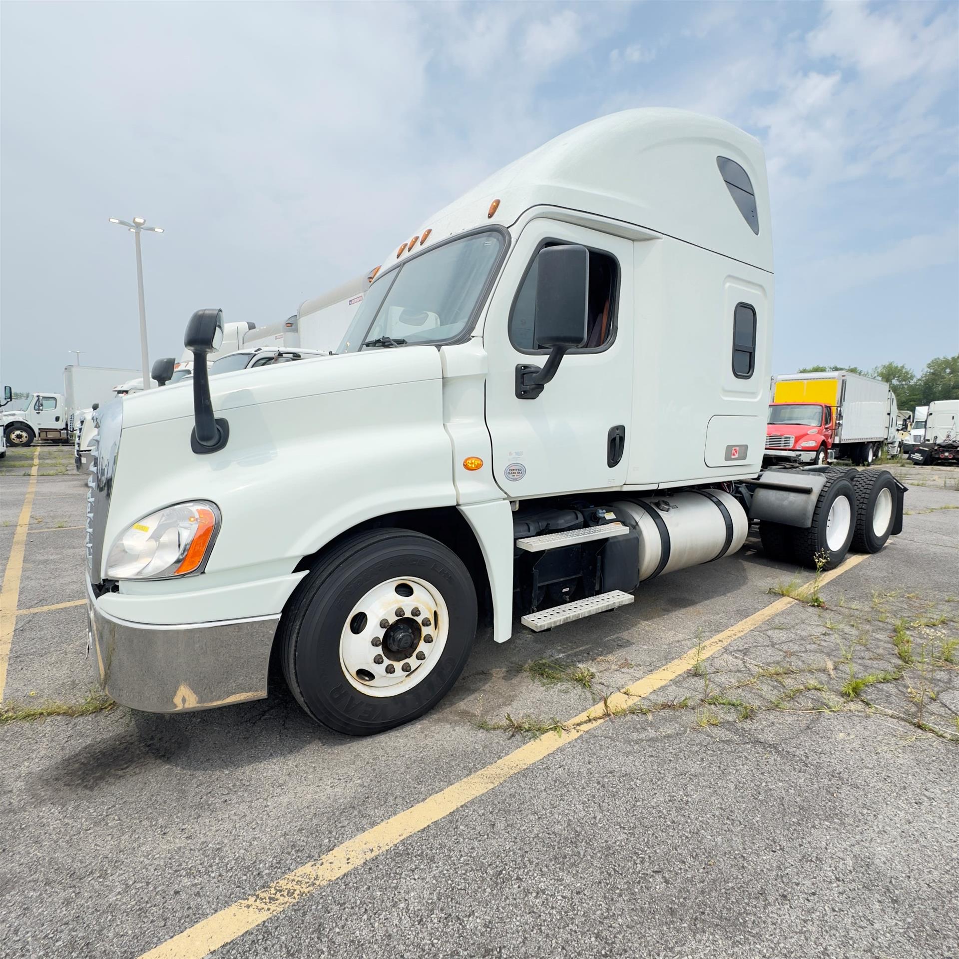 2019 Freightliner CASCADIA 125