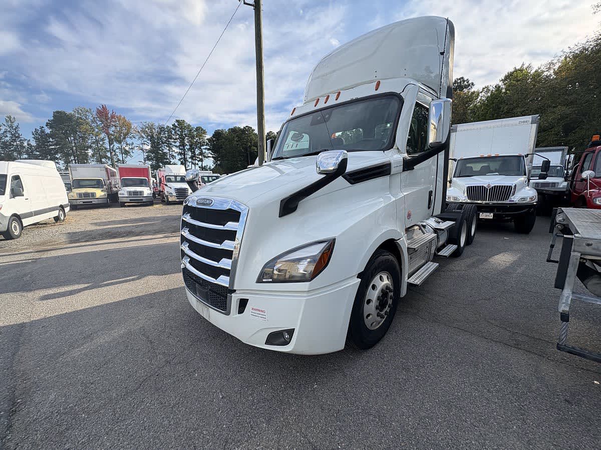 2021 Freightliner NEW CASCADIA PX12664