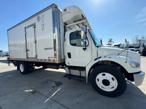 2017 Freightliner M2 106