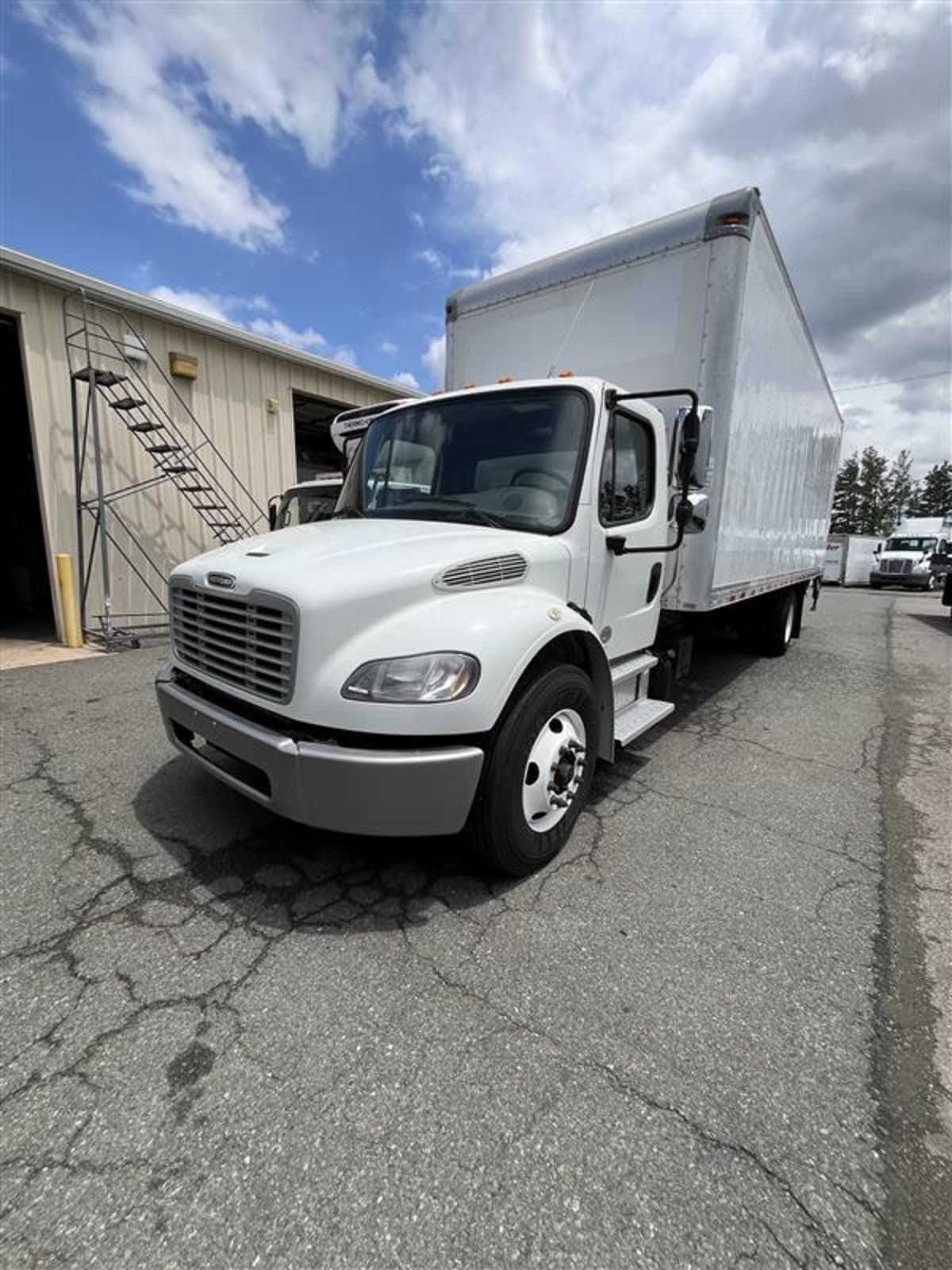 2018 Freightliner M2 106