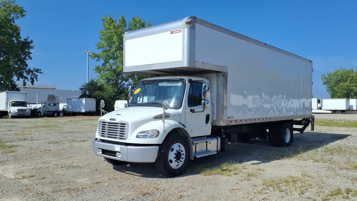 2020 Freightliner M2 106