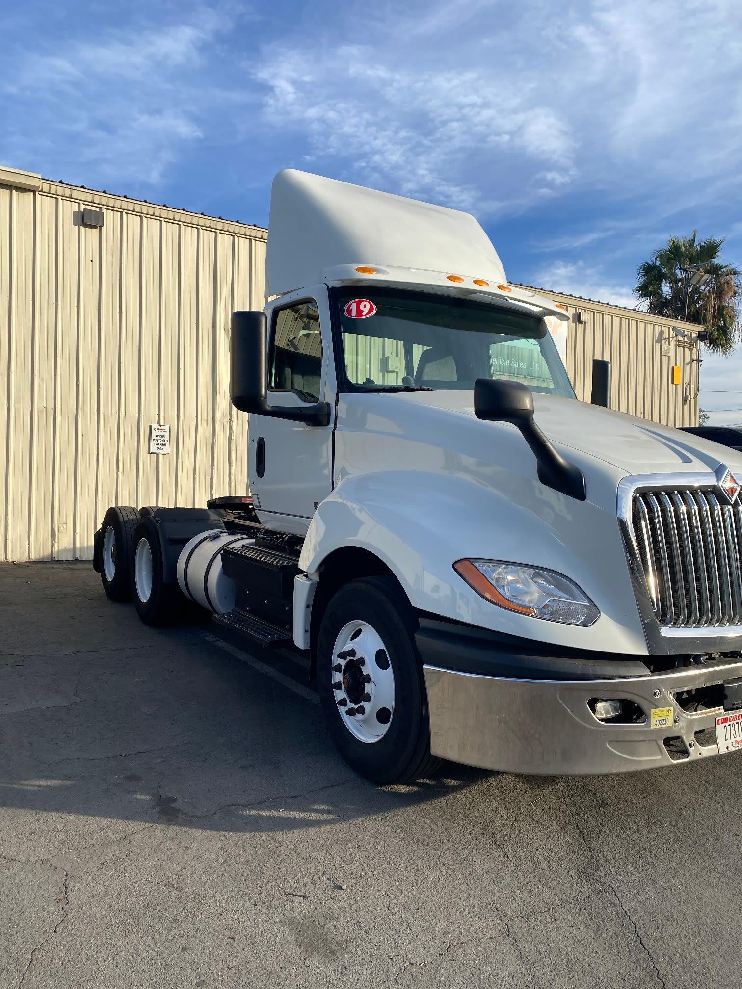 2019 International LT625