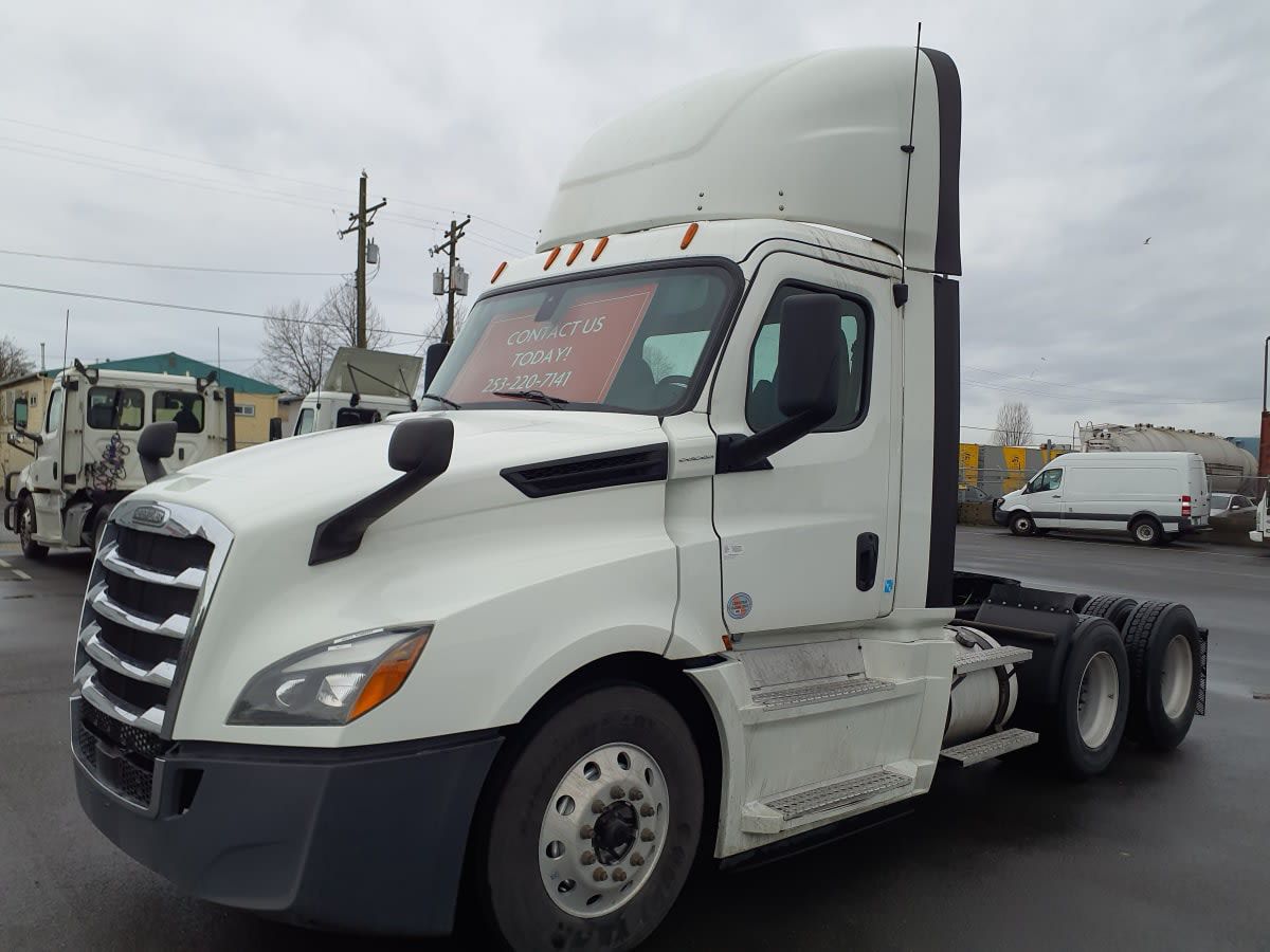 2019 Freightliner NEW CASCADIA PX12664
