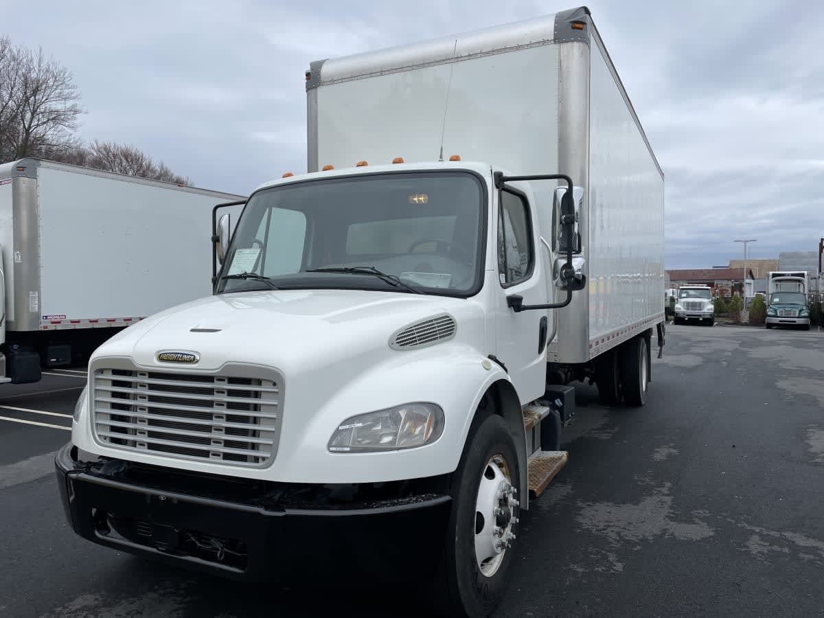 2019 Freightliner M2 106
