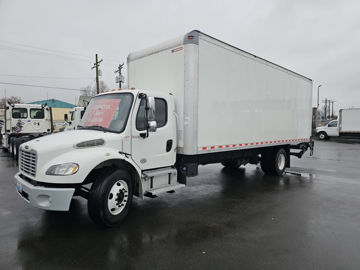 2018 Freightliner M2 106