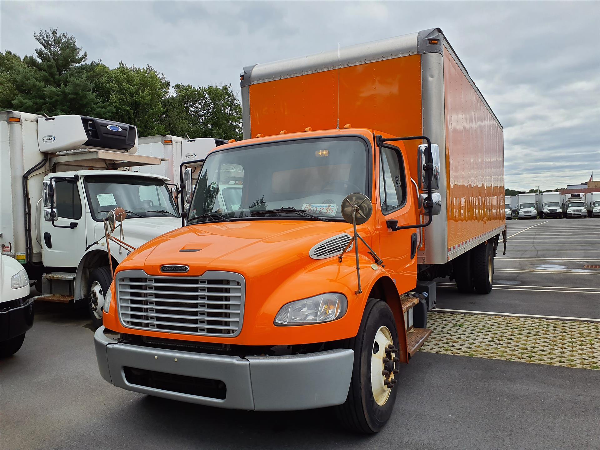 2017 Freightliner M2 106