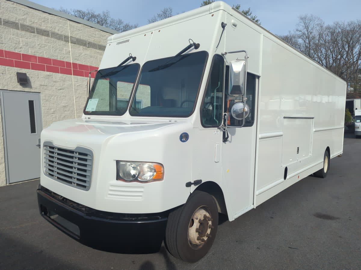 2017 Freightliner MT55