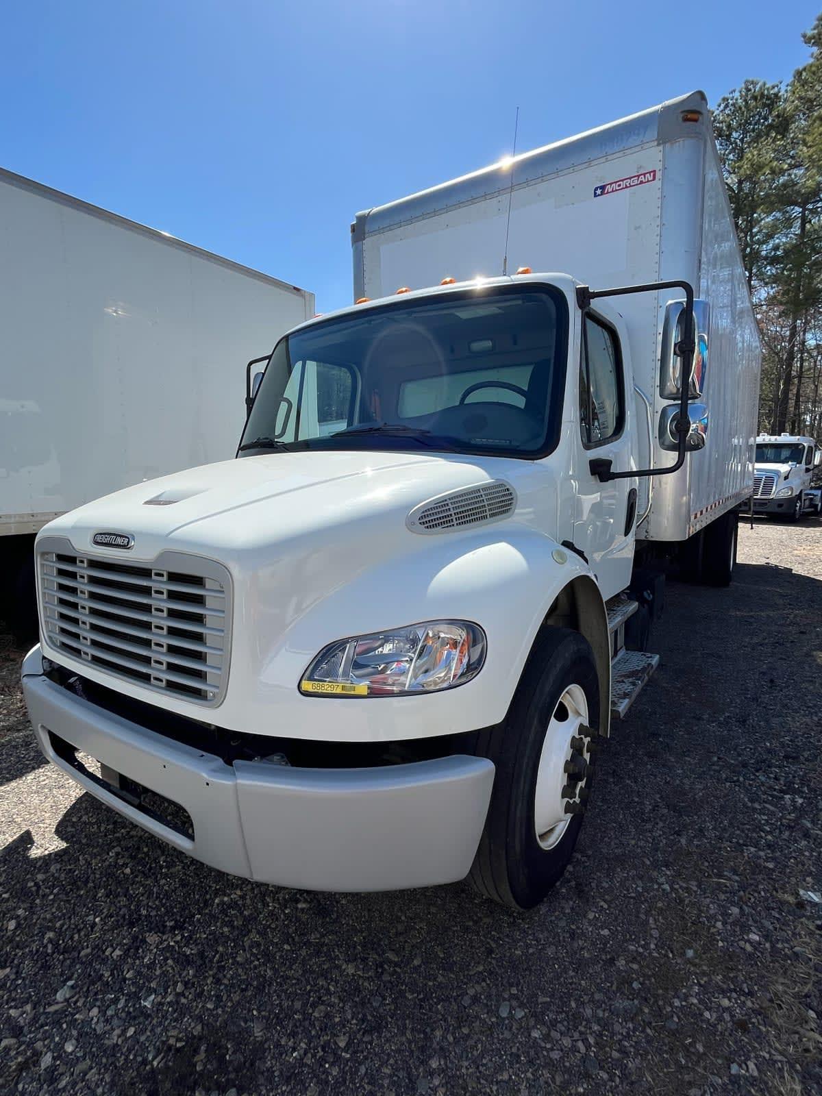 2018 Freightliner M2 106