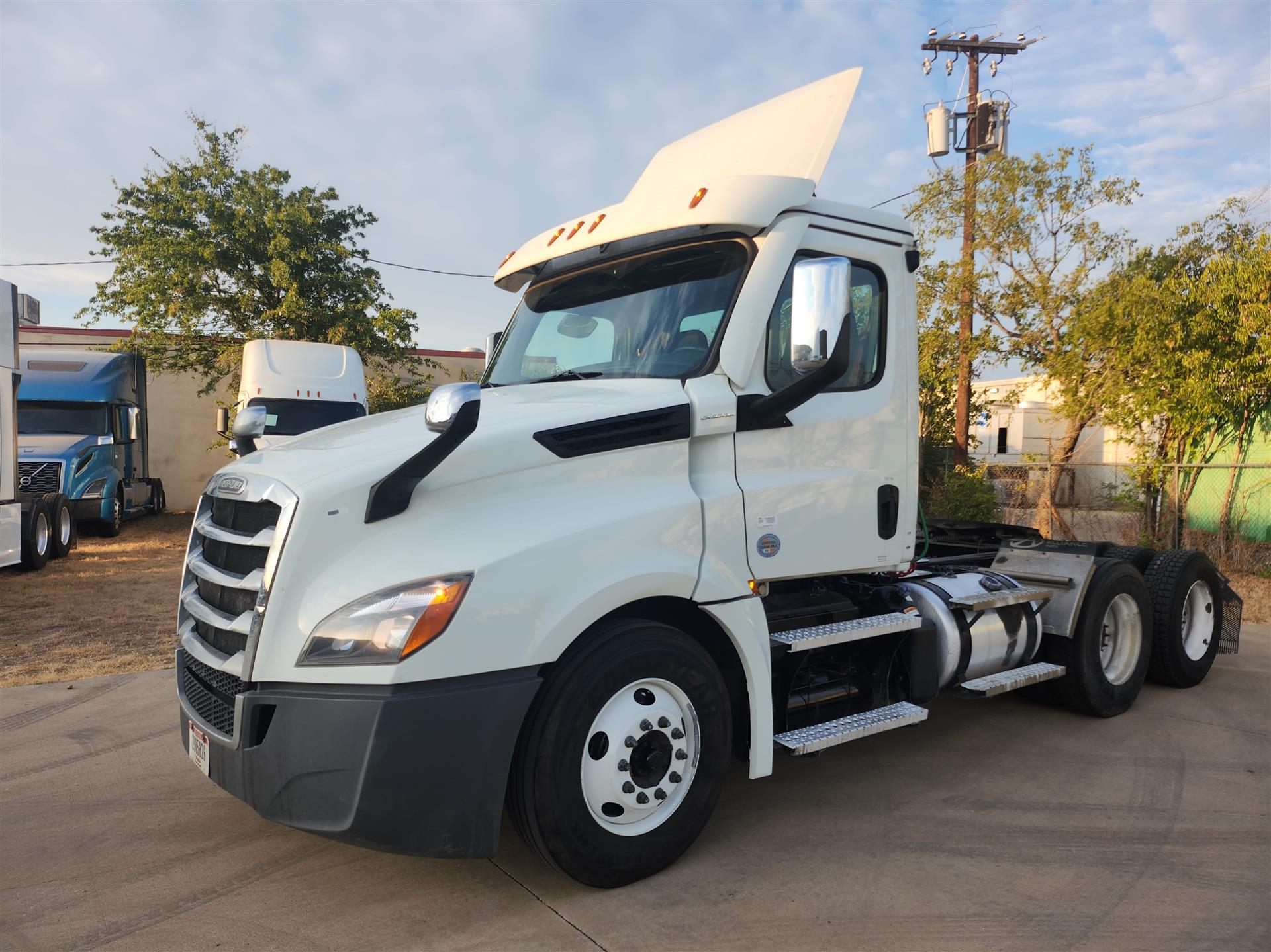 Freightliner NEW CASCADIA PX12664 Semi Trucks For Sale