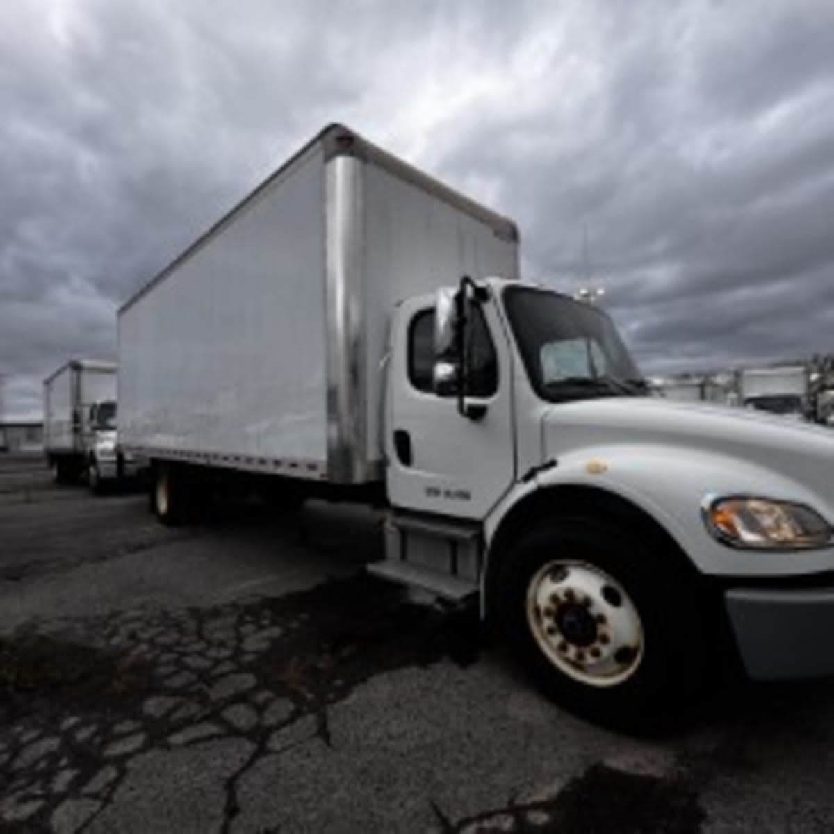 2019 Freightliner M2 106
