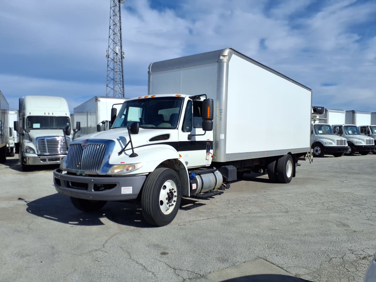 2018 International 4300 LP