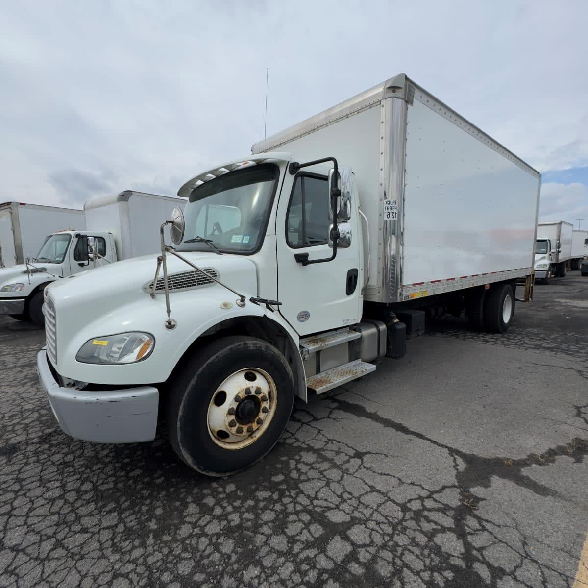 2019 Freightliner M2 106