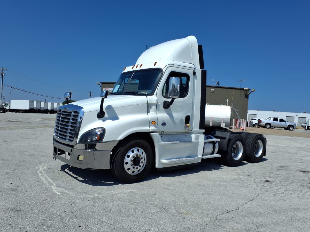 2018 Freightliner CASCADIA 125