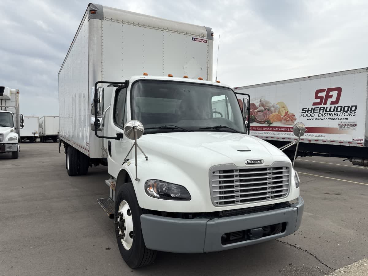 2019 Freightliner M2 106