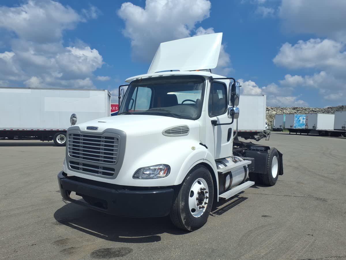 2020 Freightliner M2 112