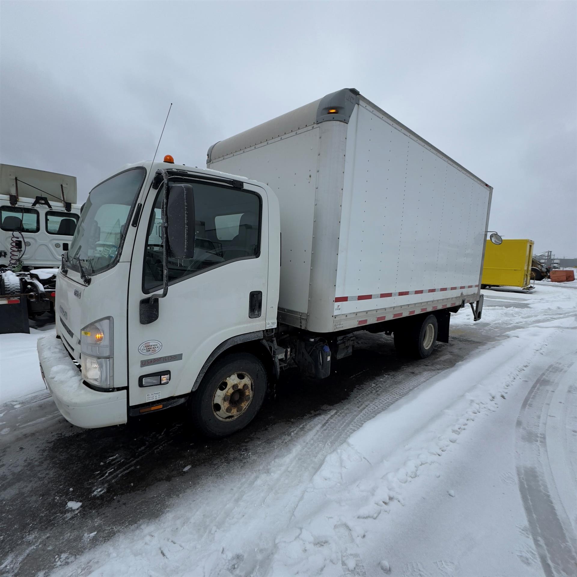 2018 Isuzu NPR HD