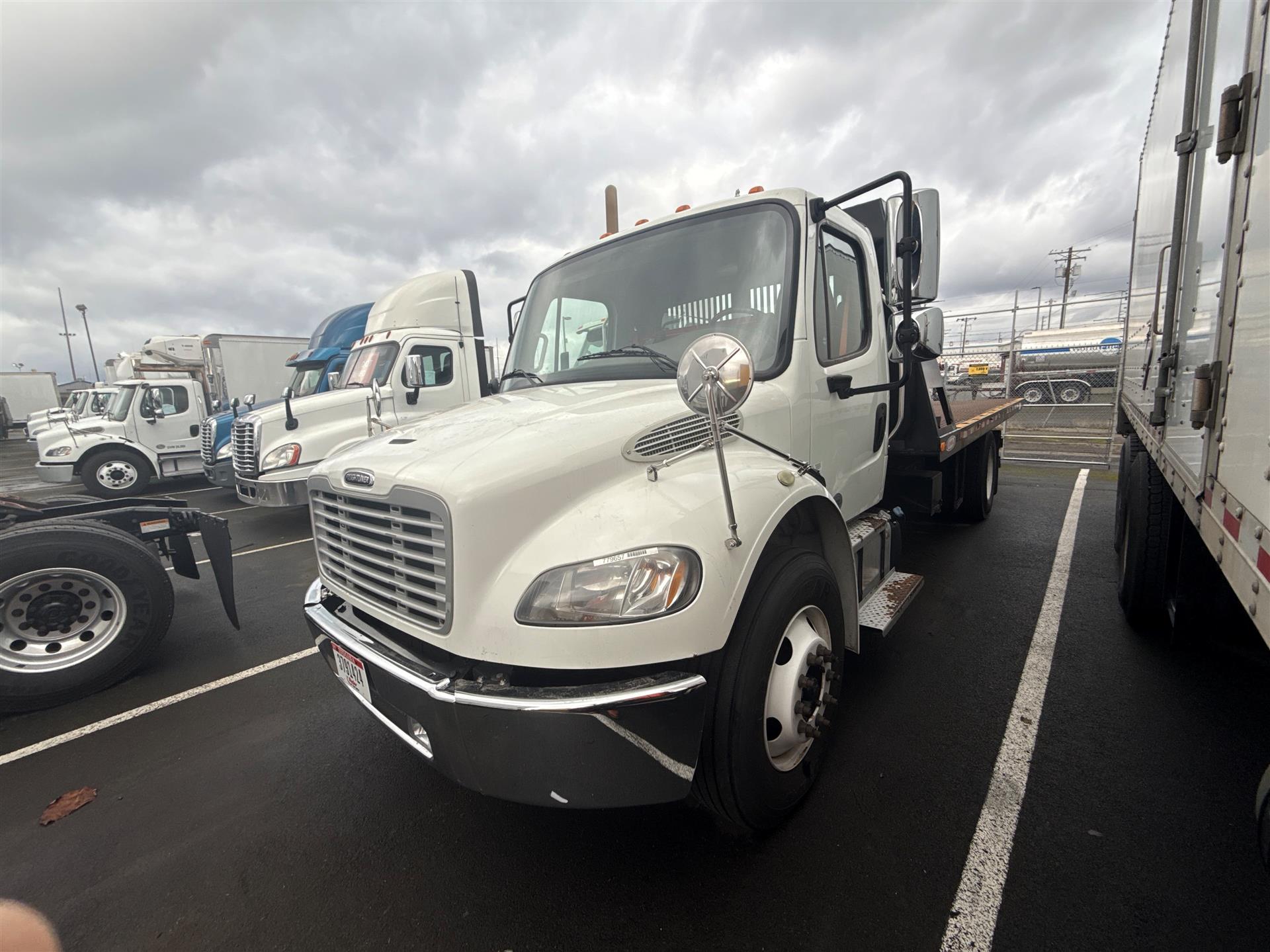 2019 Freightliner M2 106