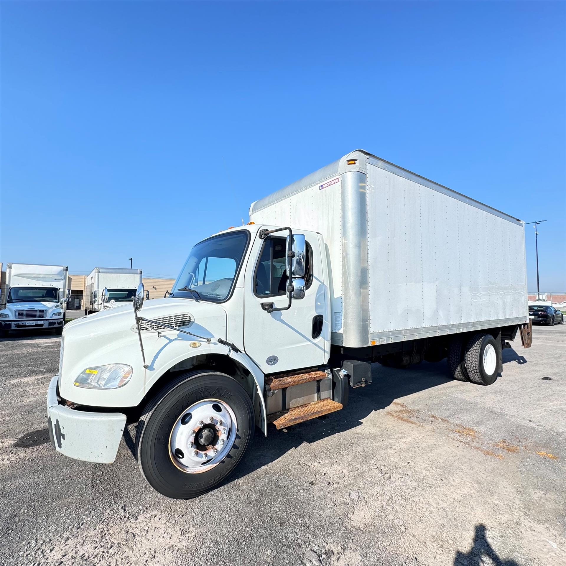 2016 Freightliner M2 106