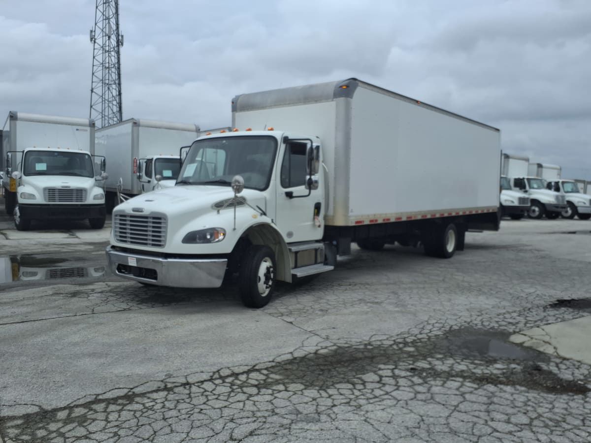 2019 Freightliner M2 106