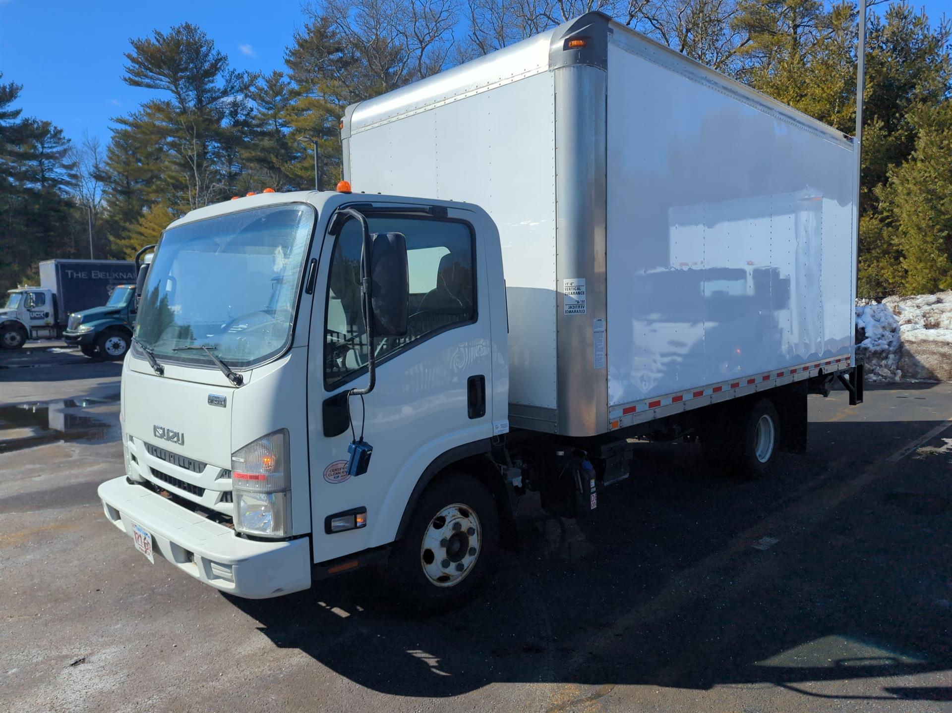 2019 Isuzu NPR HD