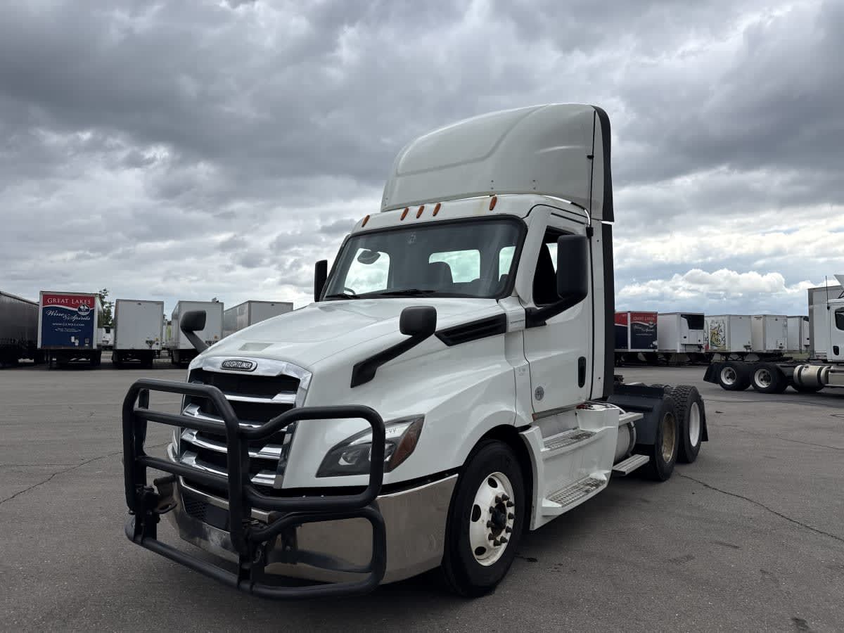 2021 Freightliner NEW CASCADIA PX12664