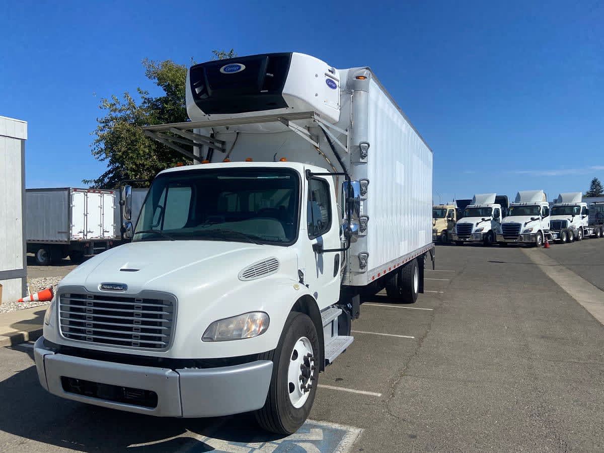 2018 Freightliner M2 106