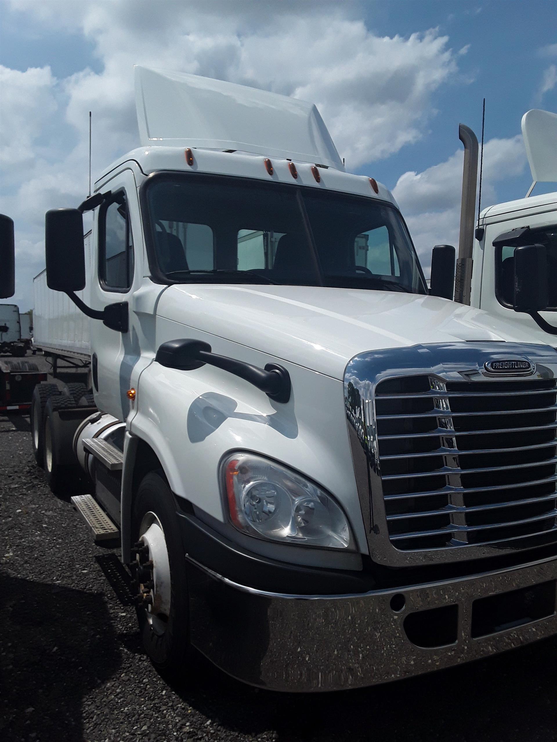 2018 Freightliner CASCADIA 125