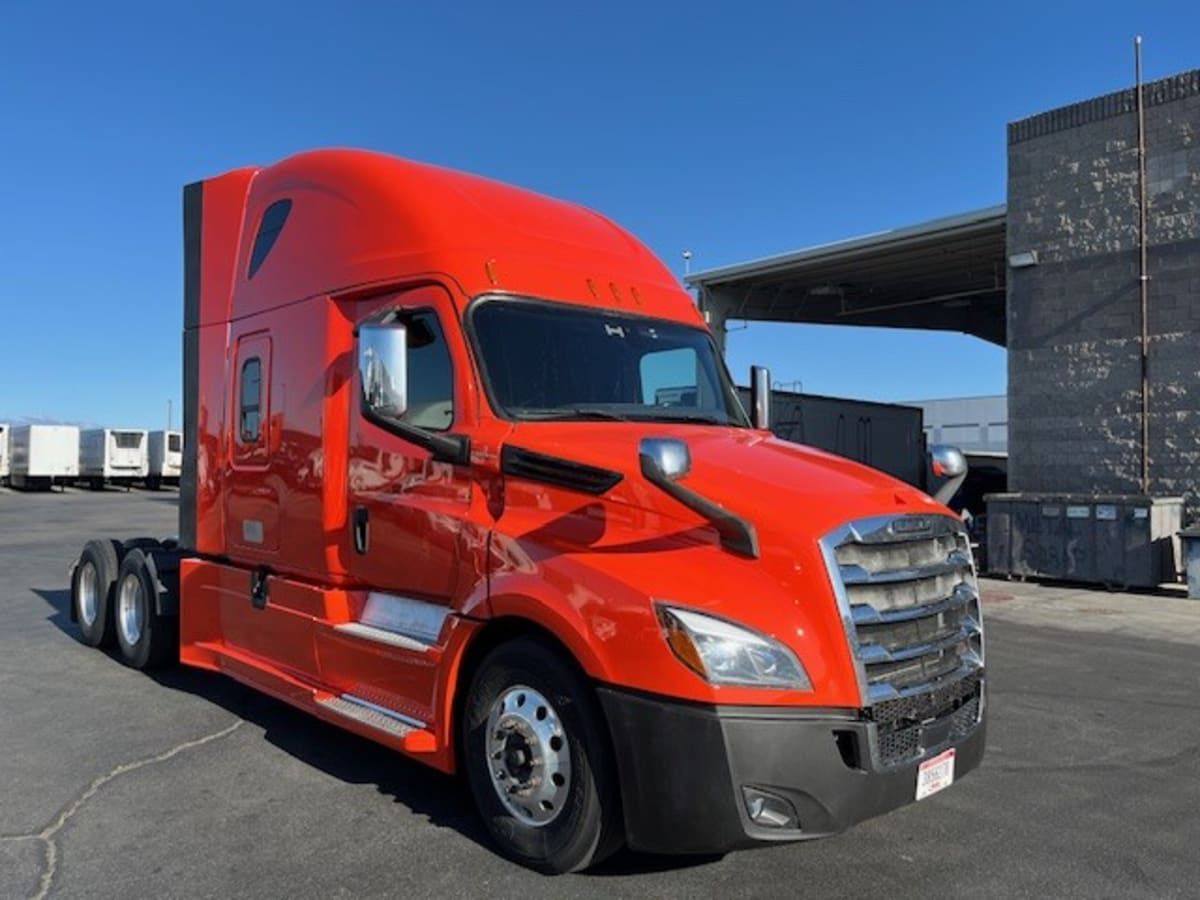2020 Freightliner NEW CASCADIA PX12664