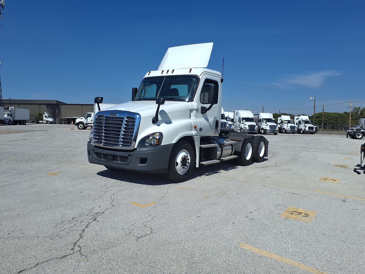 2020 Freightliner CASCADIA 125