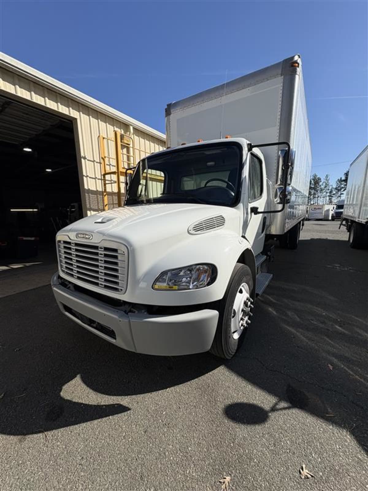 2019 Freightliner M2 106