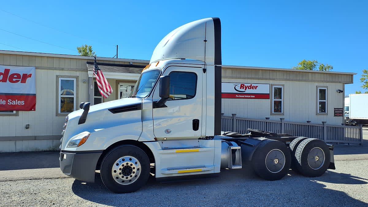 2019 Freightliner NEW CASCADIA PX12664