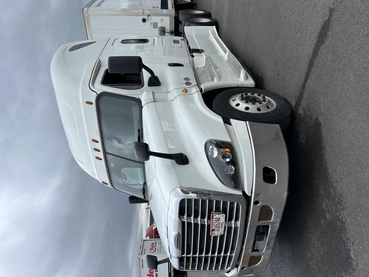 2019 Freightliner CASCADIA 125