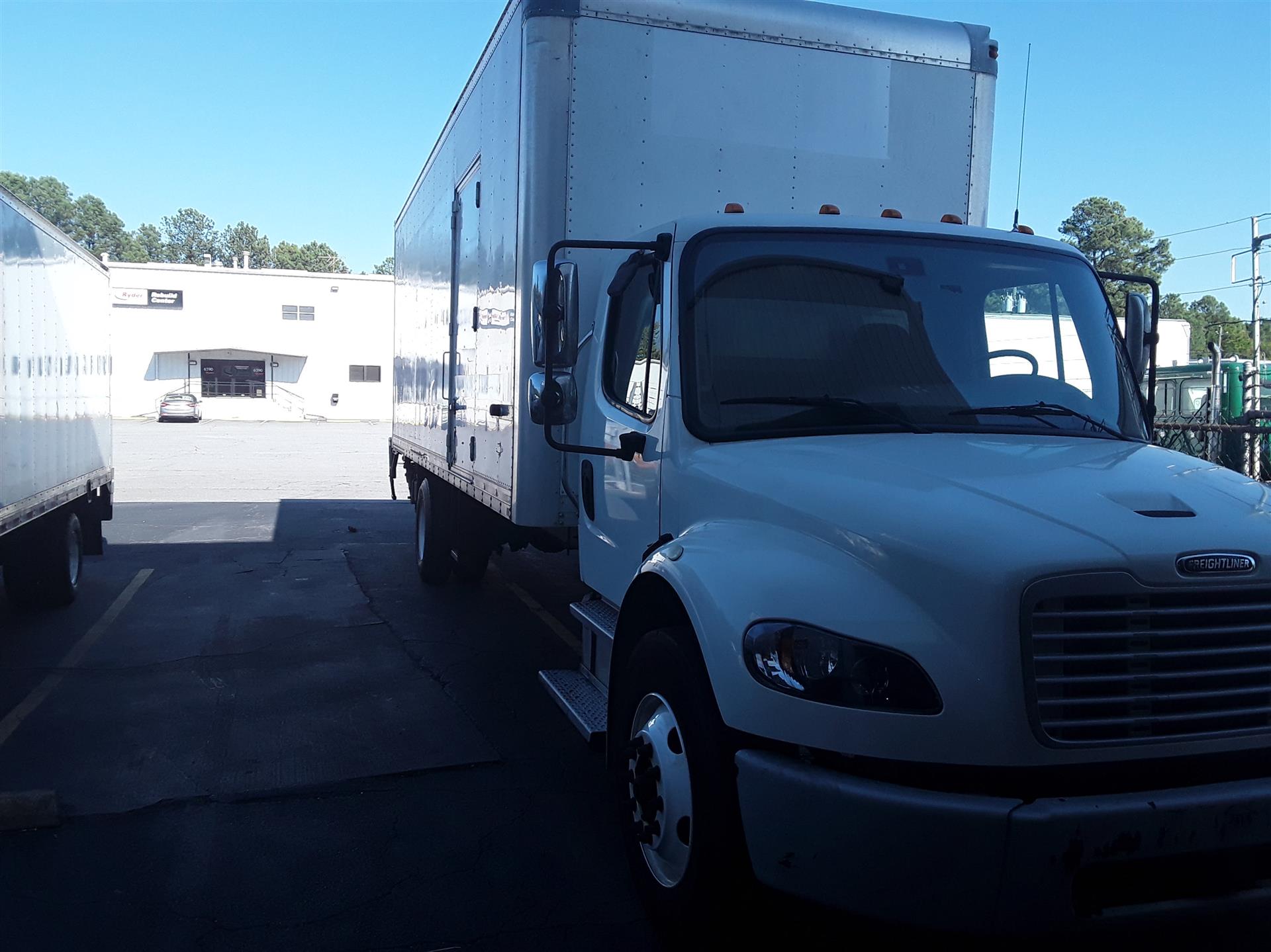 2019 Freightliner M2 106