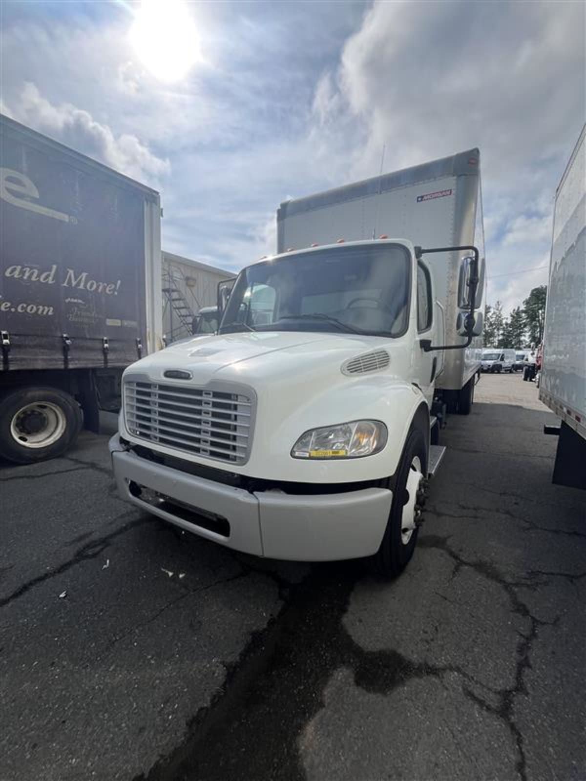 2018 Freightliner M2 106