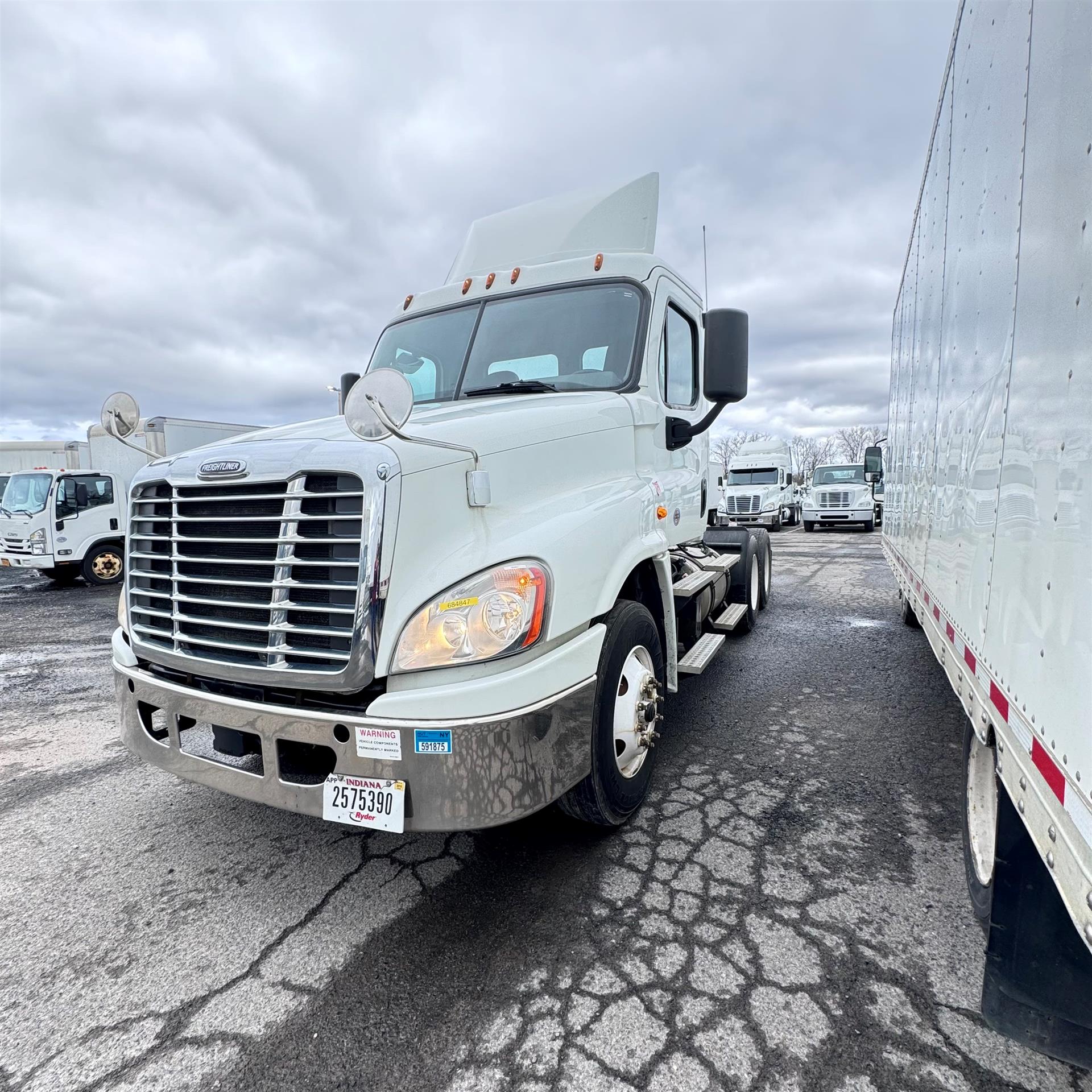 2018 Freightliner CASCADIA 125