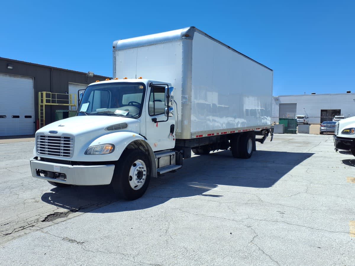 2018 Freightliner M2 106