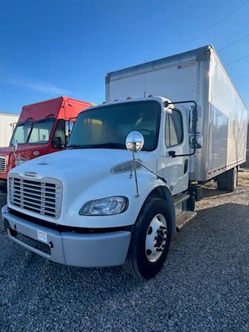 2018 Freightliner M2 106