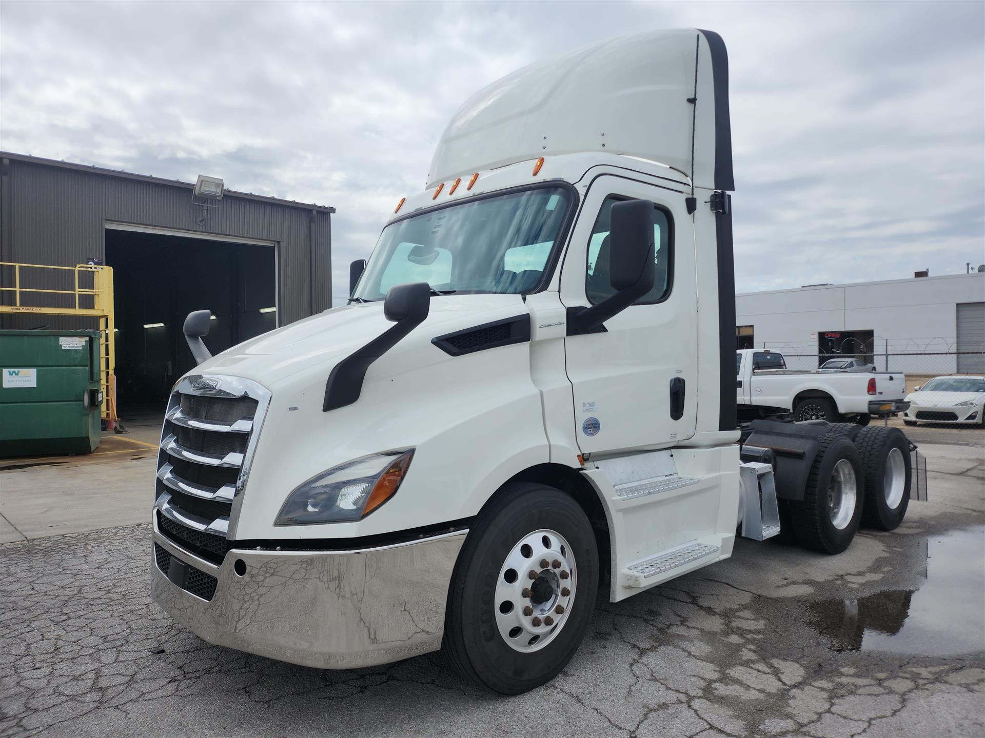 2020 Freightliner NEW CASCADIA 116