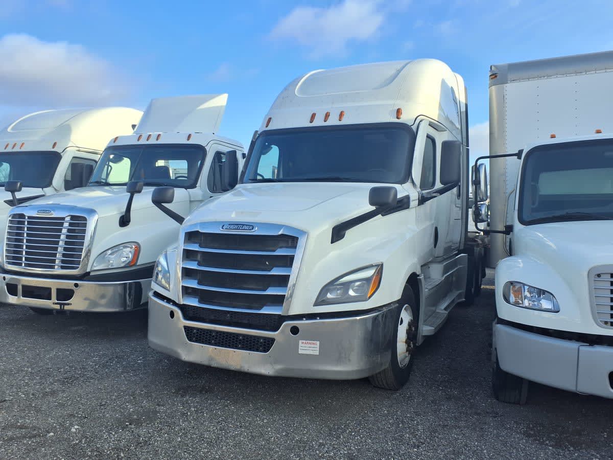 2021 Freightliner NEW CASCADIA PX12664
