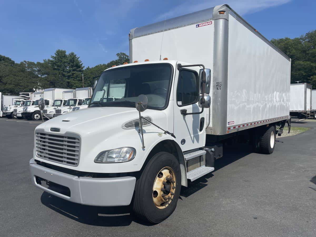 2018 Freightliner M2 106