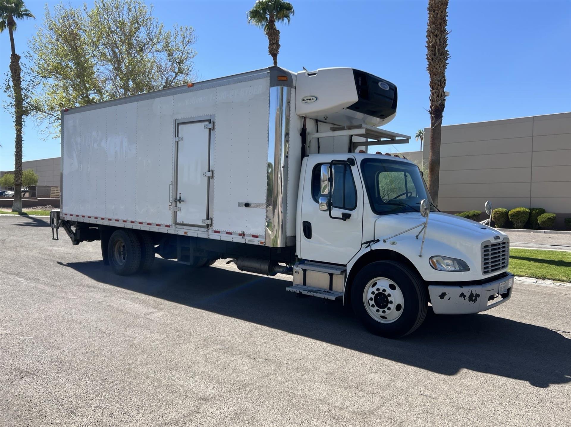 2016 Freightliner M2 106